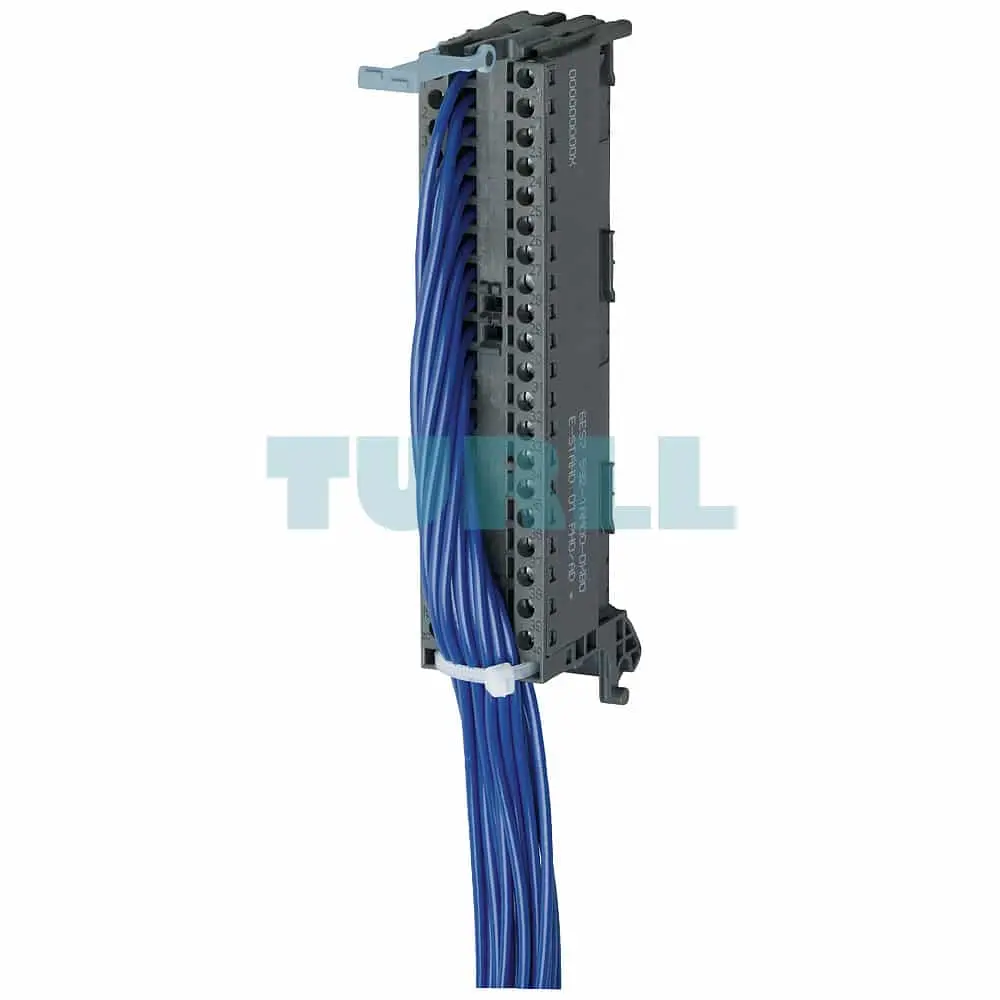 6ES7922-5BG50-0UC0 SIEMENS Front connector for SIMATIC S7-1500 40 pole Original Brand New 1 6ES7922-5BG50-0UC0 SIEMENS Front connector for SIMATIC S7-1500 40 pole Original Brand New