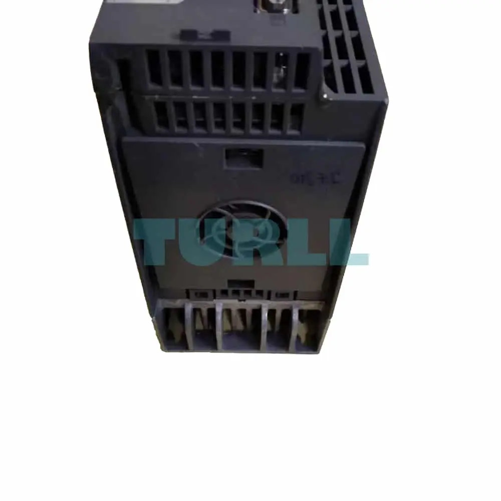 6SL3210-1KE21-3AB1 Siemens SINAMICS G120C Original Brand New 3 6SL3210-1KE21-3AB1 SINAMICS G120C